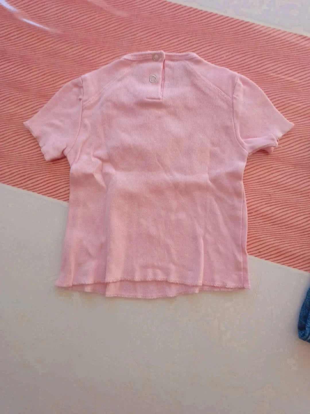 Conjunto macacão de jeans e camiseta Complices 18 meses – photo 11